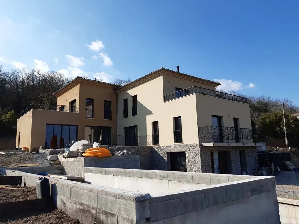 Aristide De Sousa BTP spécialiste des travaux de maconnerie, couverture et terrassement (1)webp