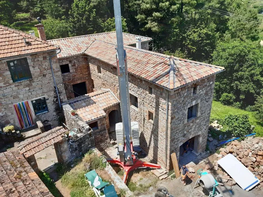 Aristide De Sousa BTP spécialiste des travaux de maconnerie, couverture et terrassement (6)webp