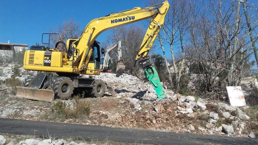 Démolition à Lablachère