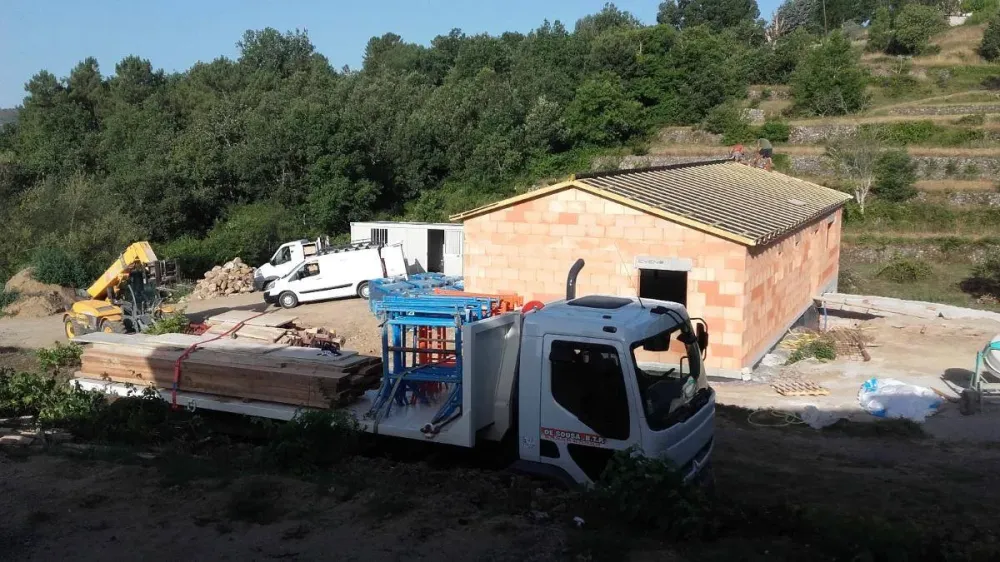Aristide De Sousa BTP spécialiste des travaux de maconnerie, couverture et terrassement (25)webp